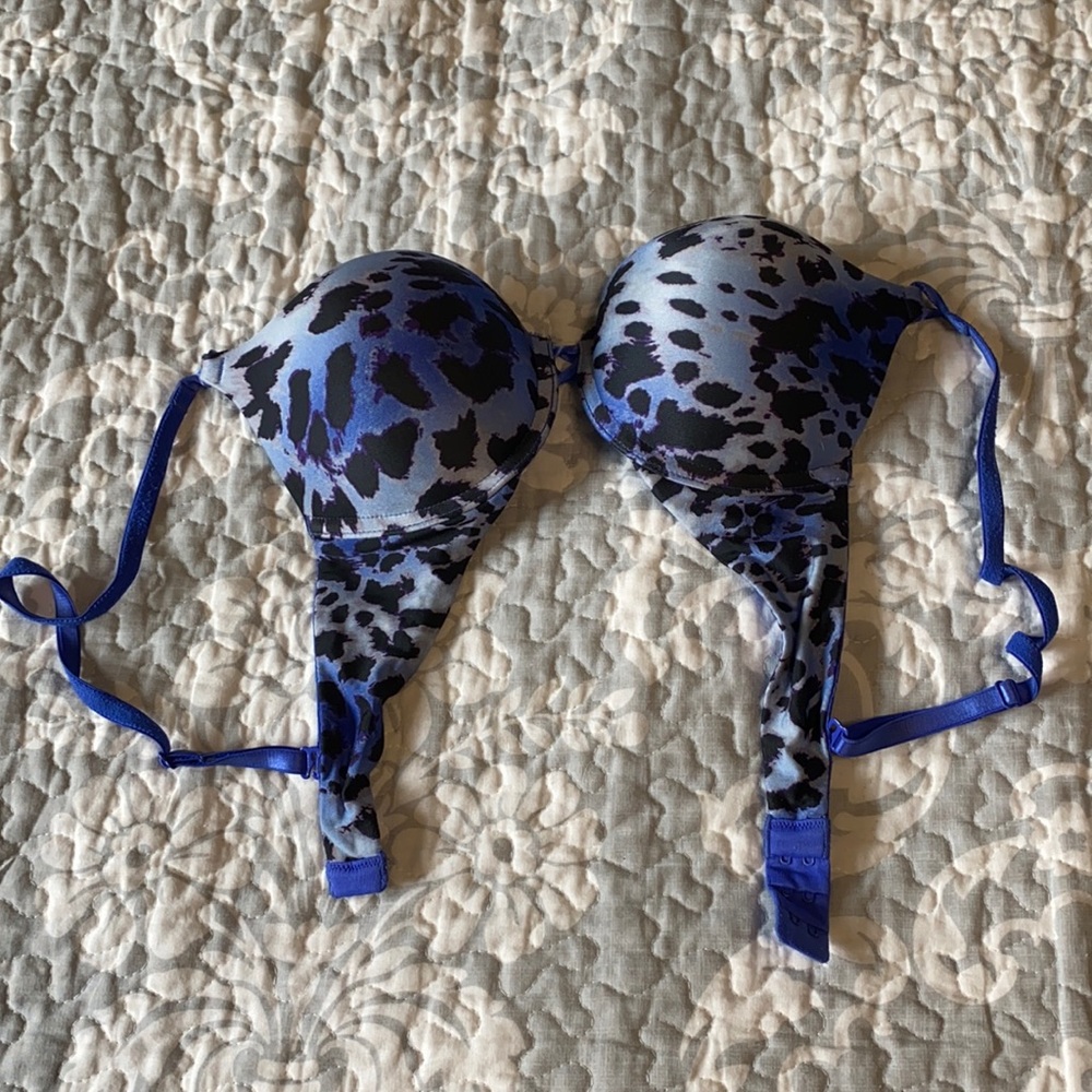 Victoria’s Secret Leopard print bra